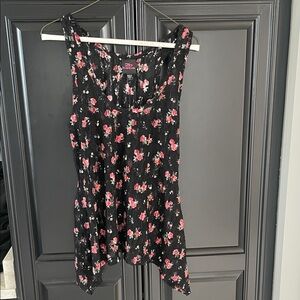 2B Bebe Black Tank Top w/ Pink Floral Lace Back. Size:Small. Perfect condition!